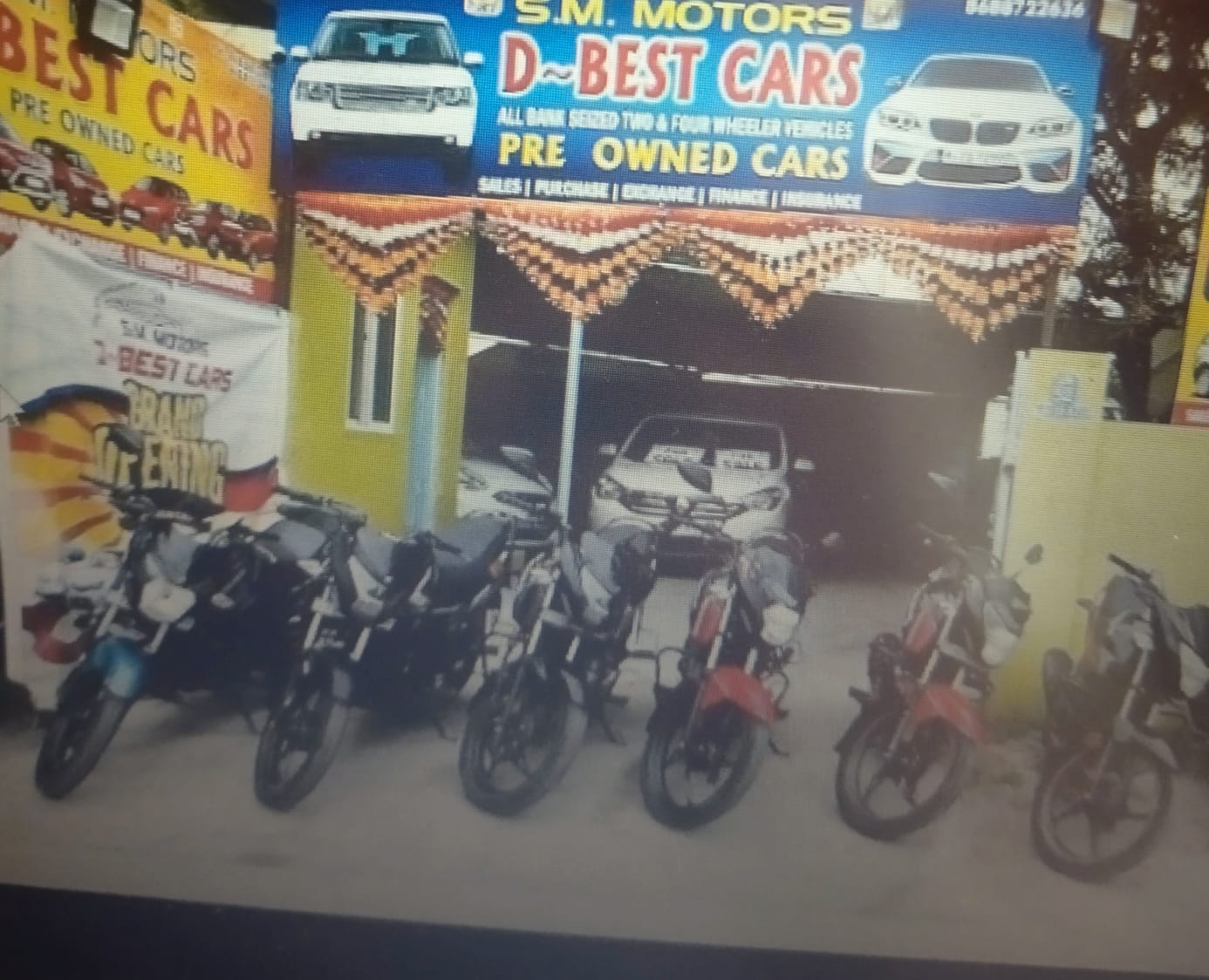 S M MOTORS D -BEST Bank Seized Car Dealers logo