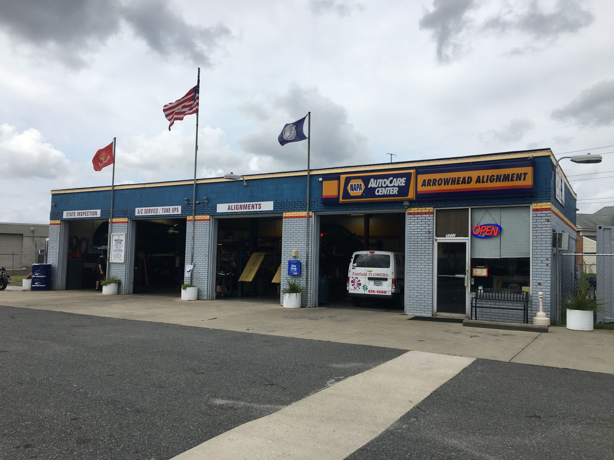 Arrowhead Alignment &amp; Automotive logo