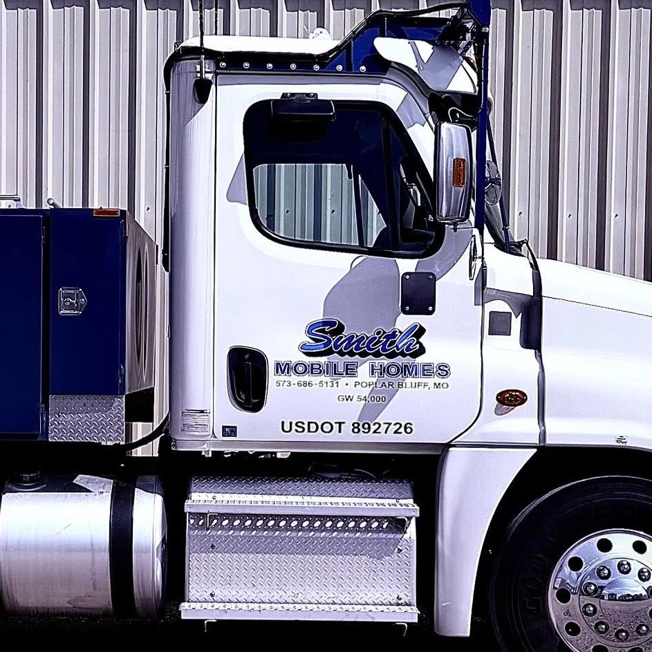 Smith Mobile Homes logo