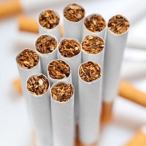 Greenleaf Tobacco &amp; Vape logo
