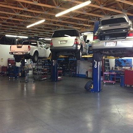 Sams Auto Service logo