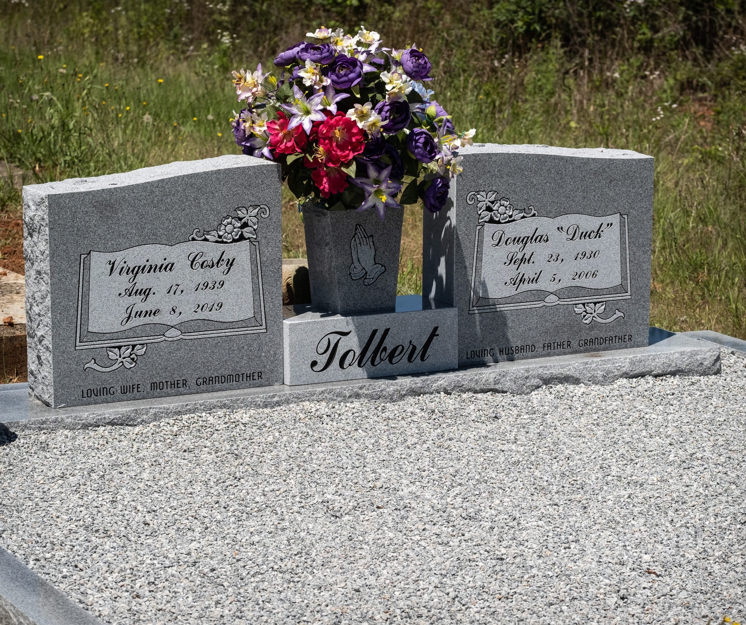 Natural Stone &amp; Granite Monuments Supplier | Stone Discover
