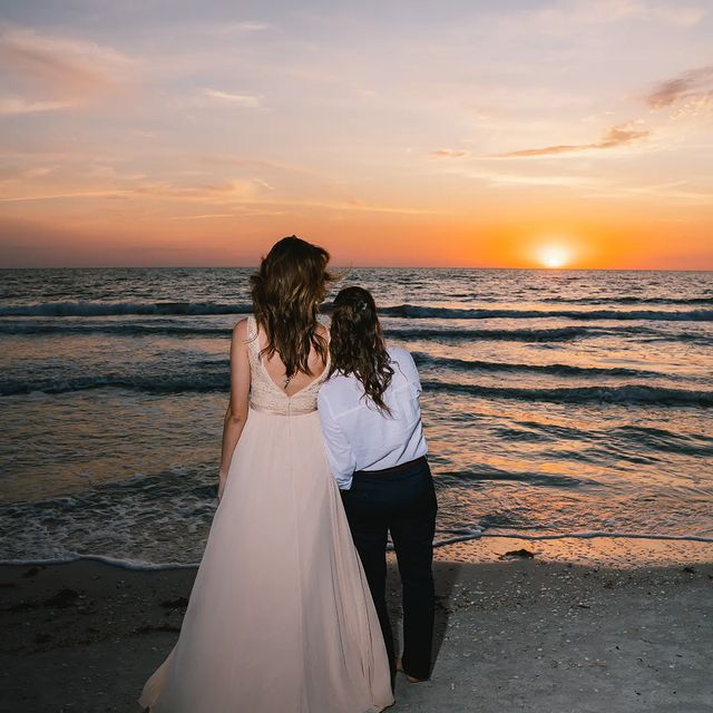 Beach Weddings with Style