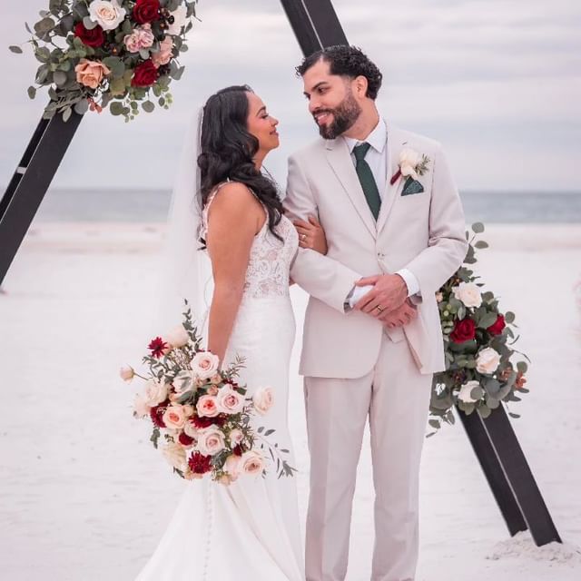 Beach Weddings with Style