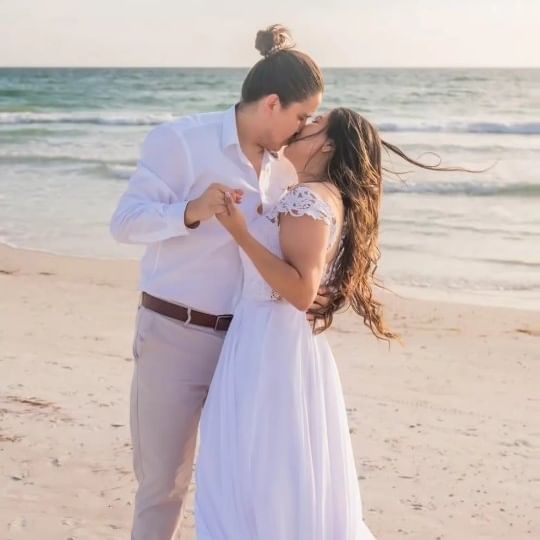 Beach Weddings with Style