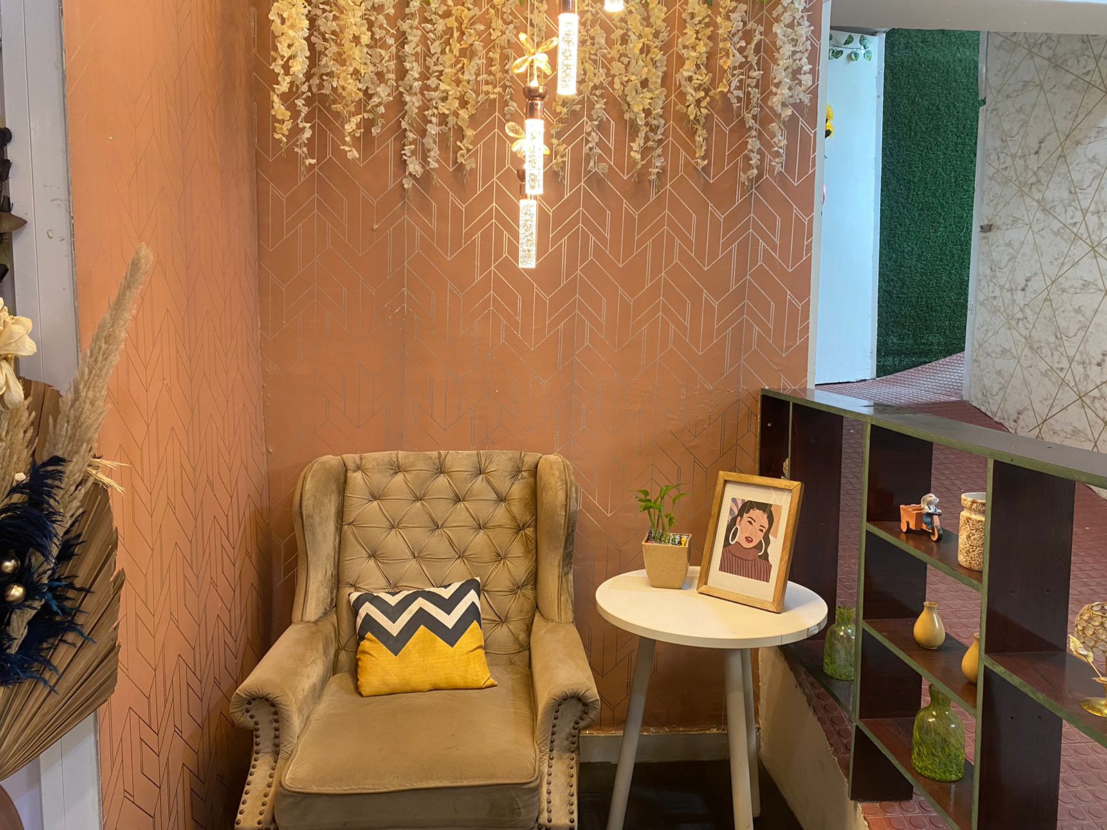 Dr. Himani Yadav – Cosmetic Surgeon In Gurgaon