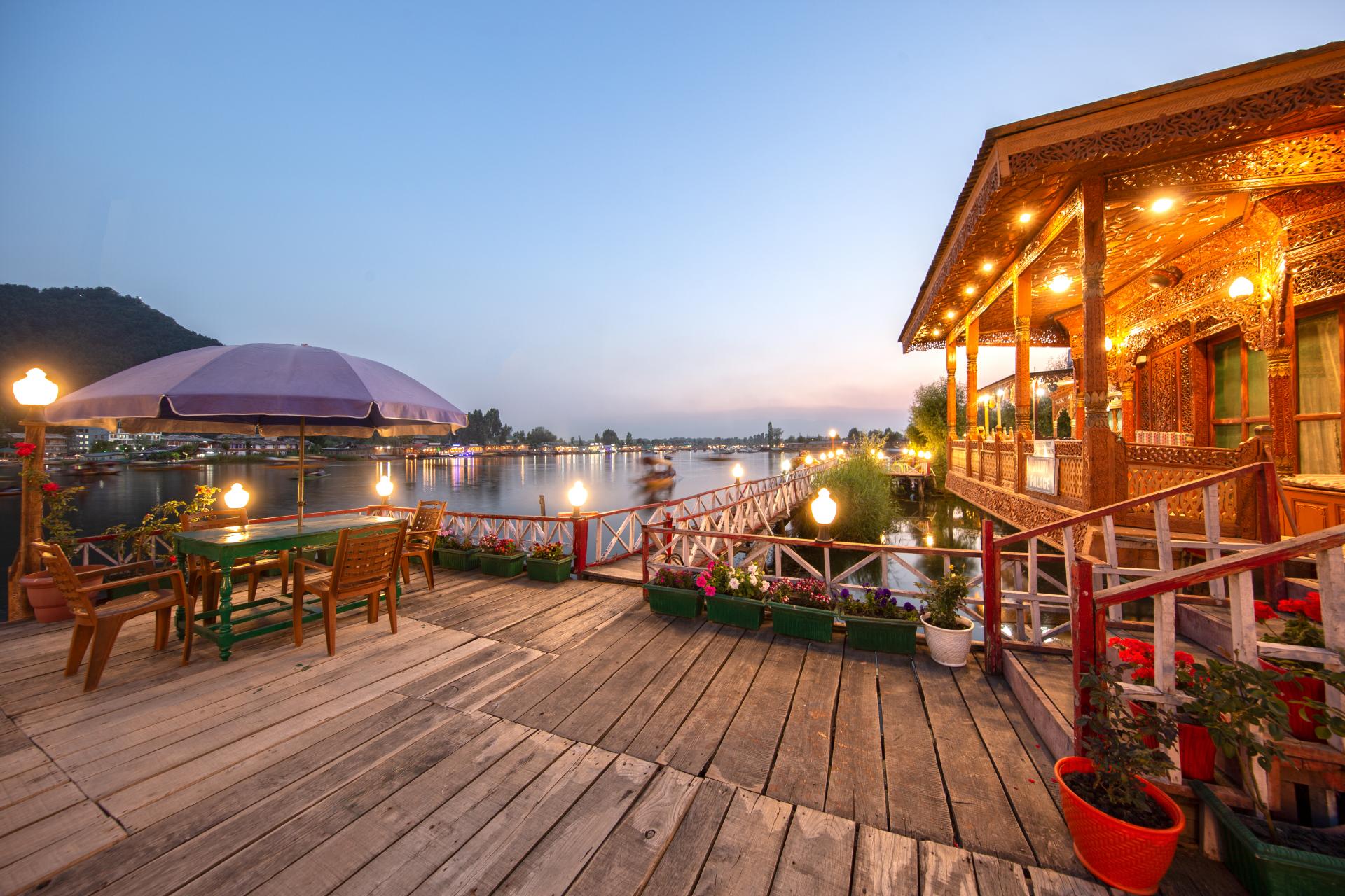 Kolu HouseBoats