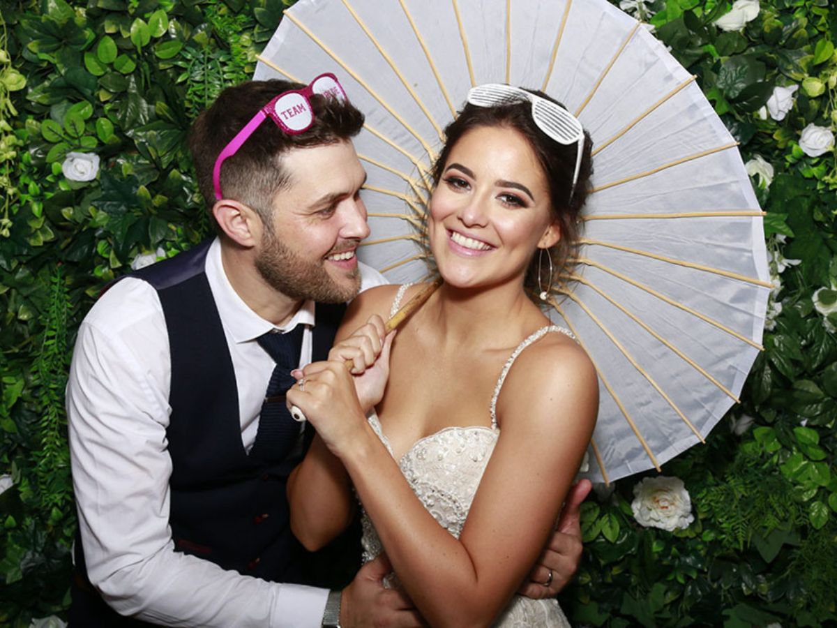 Deluxe Lens Photo Booth