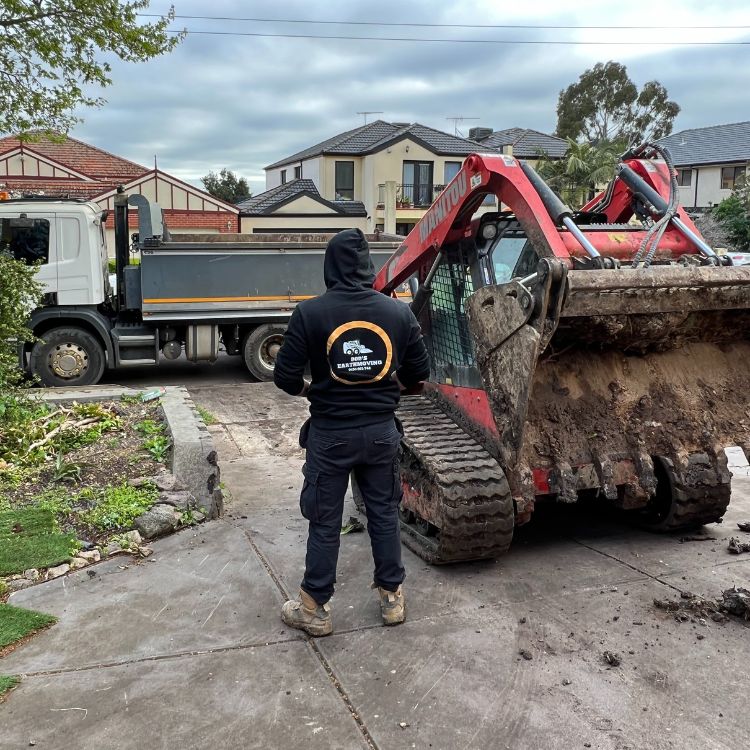 BOB’S EARTHMOVING