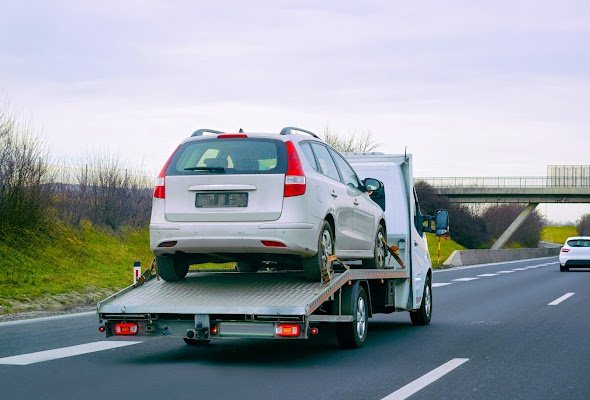Tampa Towing &amp; junk