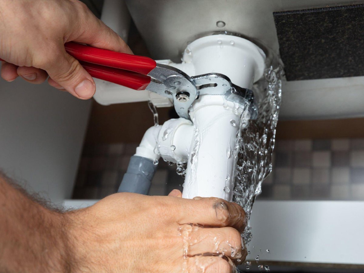Extreme Plumbing logo