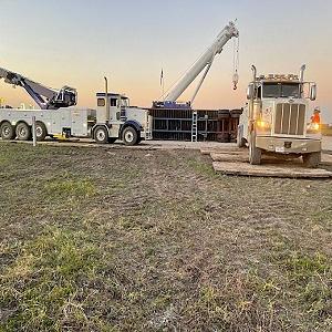 Fernandez &amp; Sons Towing
