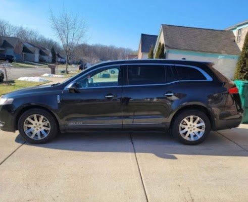 Premier Limo &amp; Black Metro Car Services