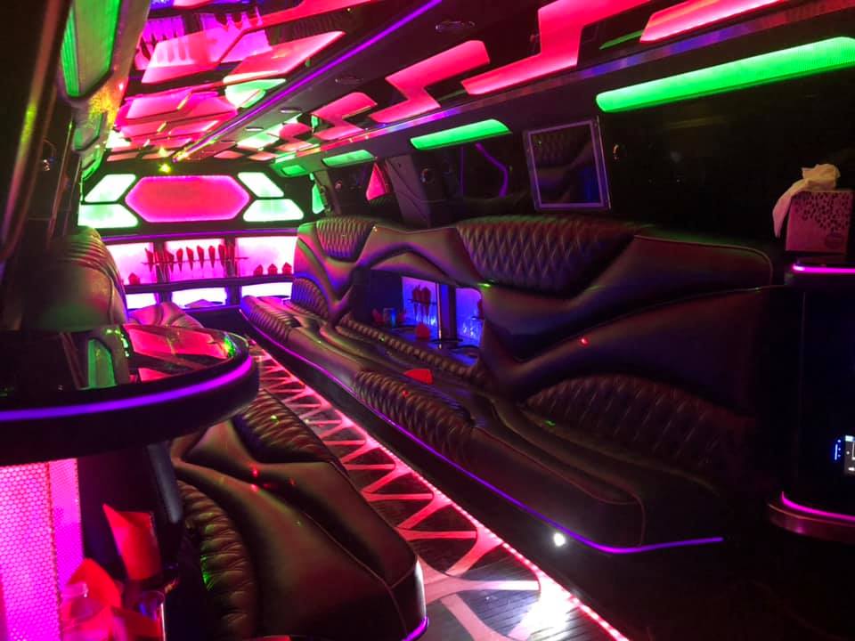 Deluxe Limousine &amp; Transportation of Houston