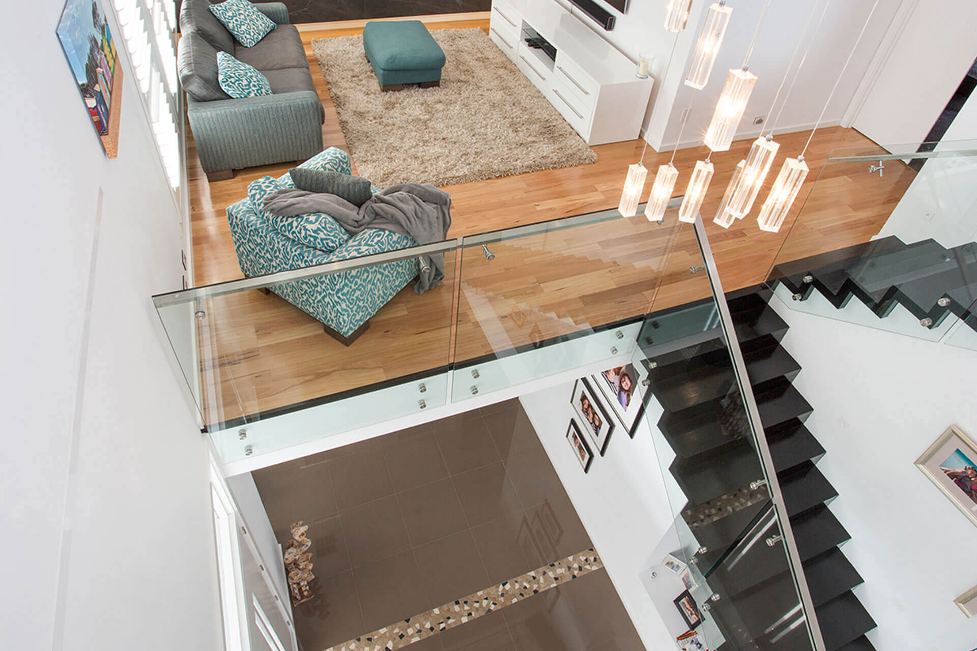 Totally Frameless