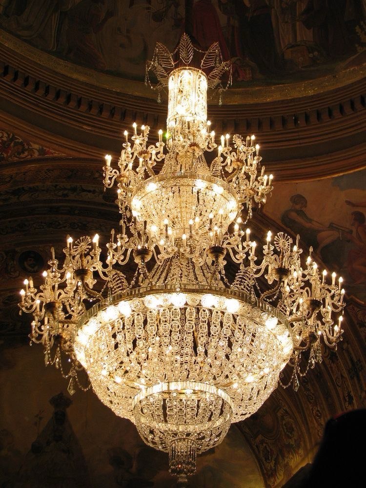 Royale chandeliers ltd