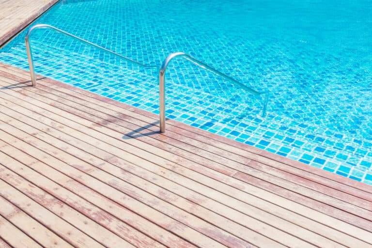 Swimming Pool Contractors in Dubai